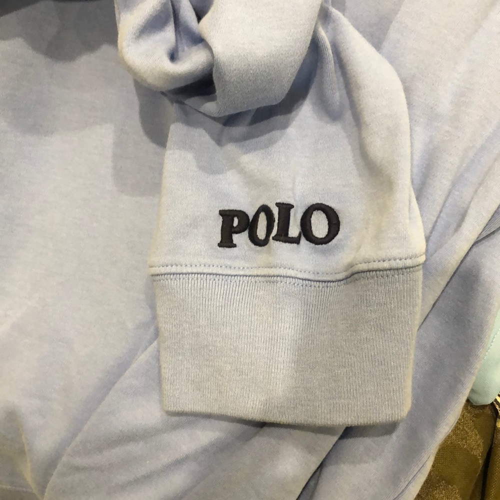 Sweatshirt - Picture 3 of 4